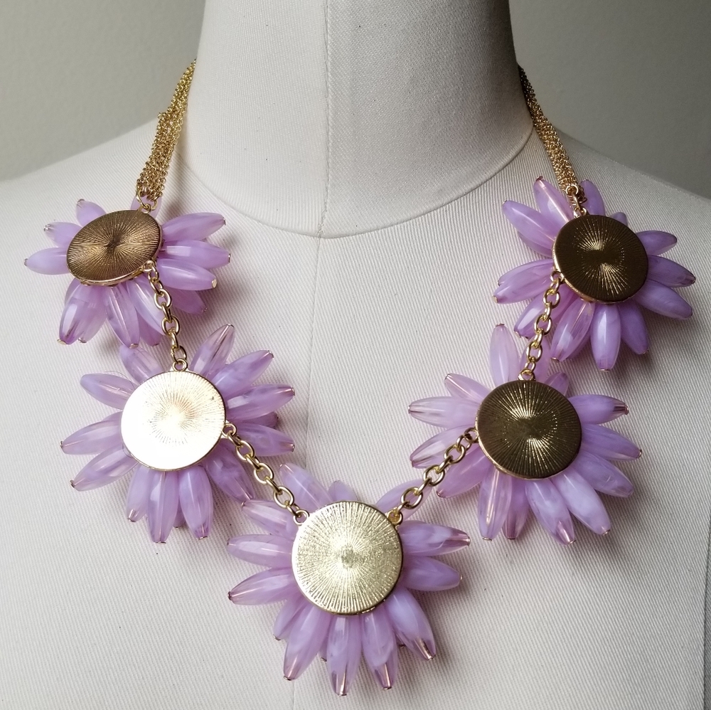 Kohl's Lt Purple Flower & Crystal Bead Necklace - Picture 5 of 8